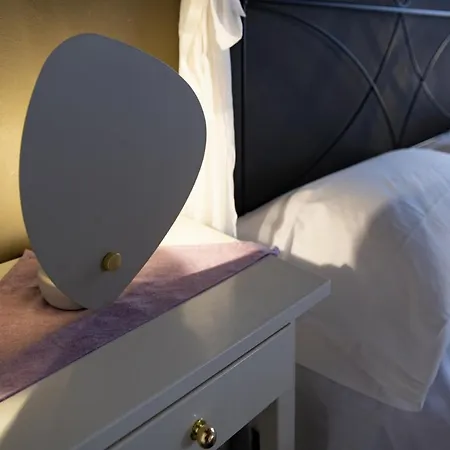 לינה וארוחת בוקר L'ippogrifo 2*