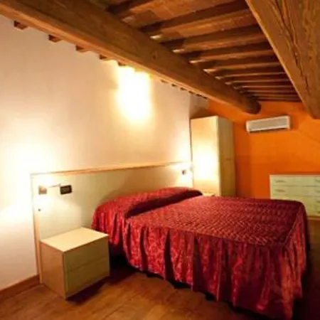 L'ippogrifo 2* פררה