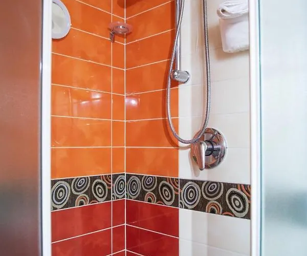 L'ippogrifo فندق مبيت وإفطار فيرّارا