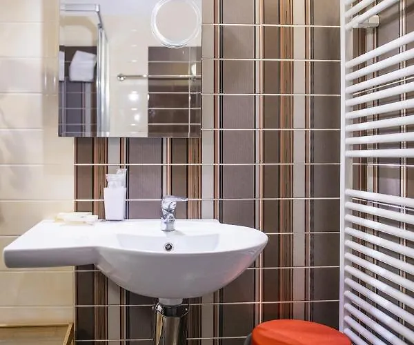 L'ippogrifo Oda ve Kahvaltı 2*