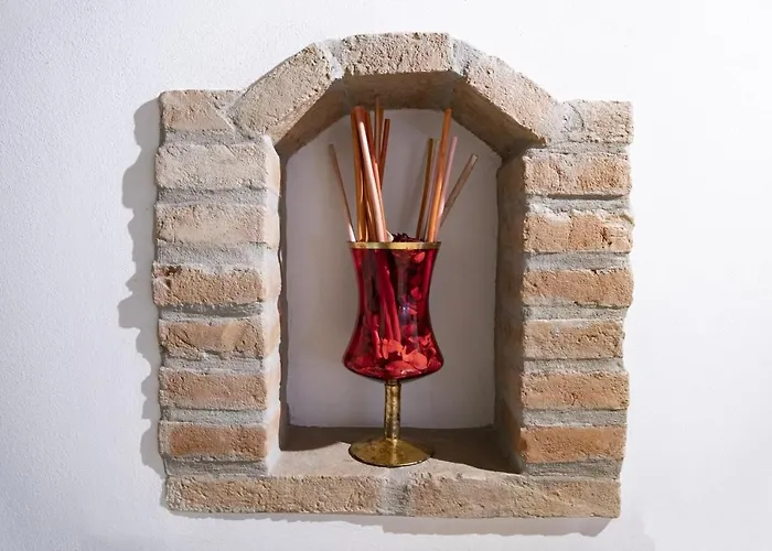 L'ippogrifo فندق مبيت وإفطار 2*