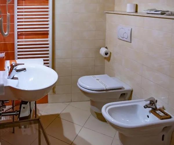 Oda ve Kahvaltı L'ippogrifo 2*