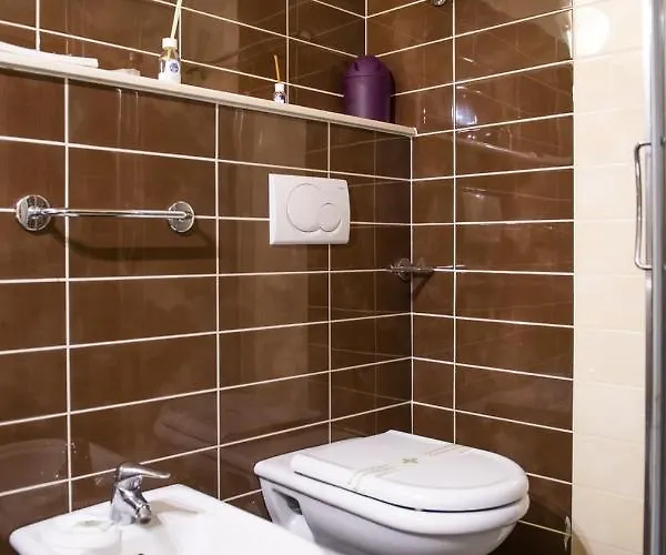 L'ippogrifo Oda ve Kahvaltı